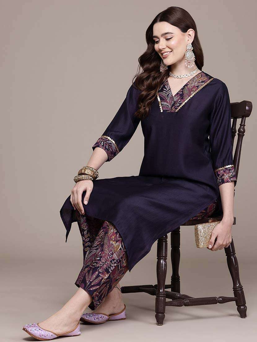 women solid v neck kurta palazzo set - 21648670 -  Standard Image - 3