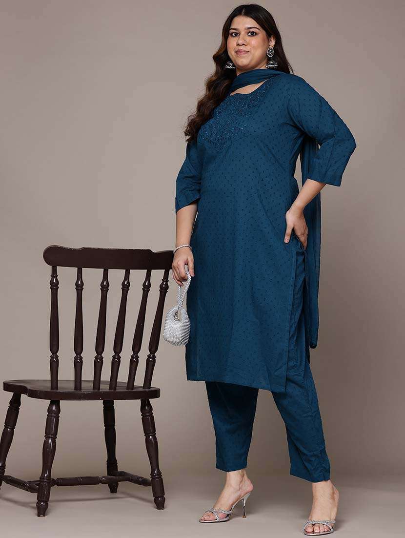 women three quarter sleeve kurta pant with dupatta set - 21648672 -  Standard Image - 3