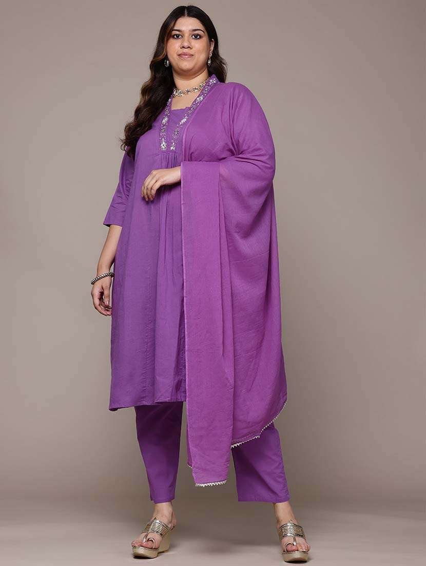 women plus size three quarter sleeve kurta pant with dupatta set