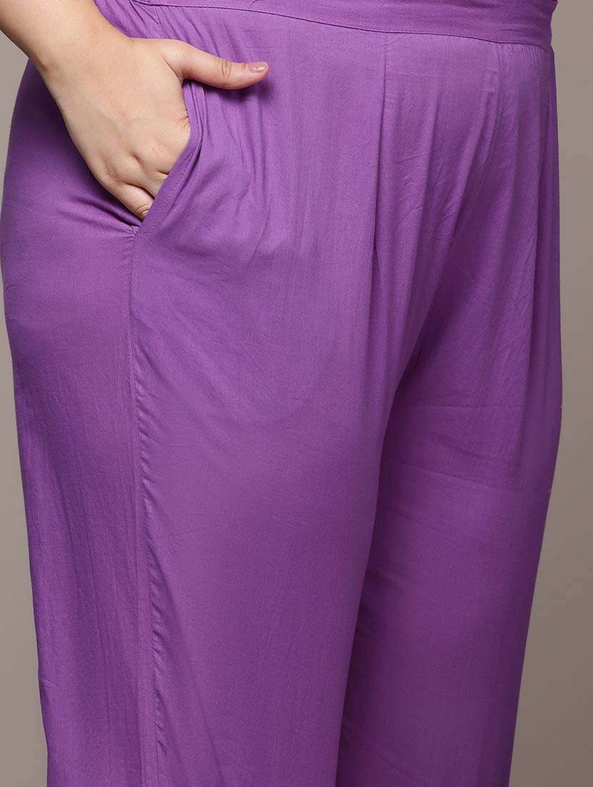 women plus size three quarter sleeve kurta pant with dupatta set - 21648677 -  Standard Image - 5