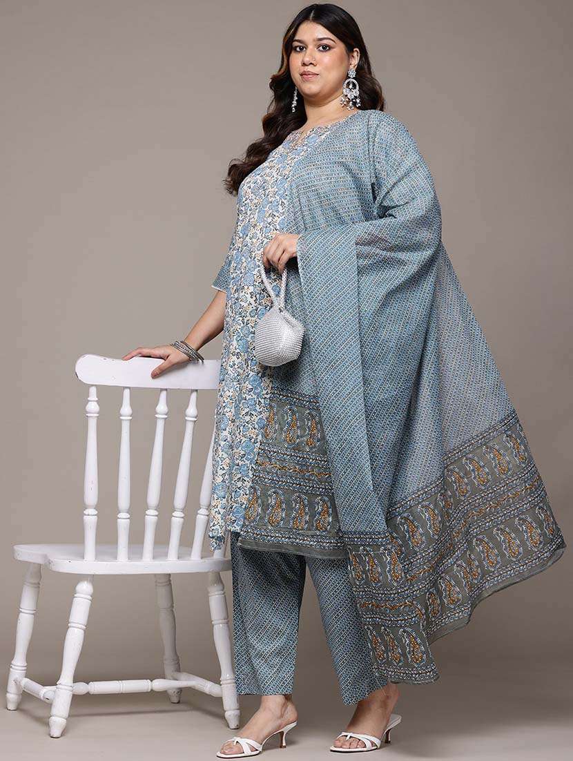 women three quarter sleeve kurta pant with dupatta set - 21648678 - Standard Image - 3