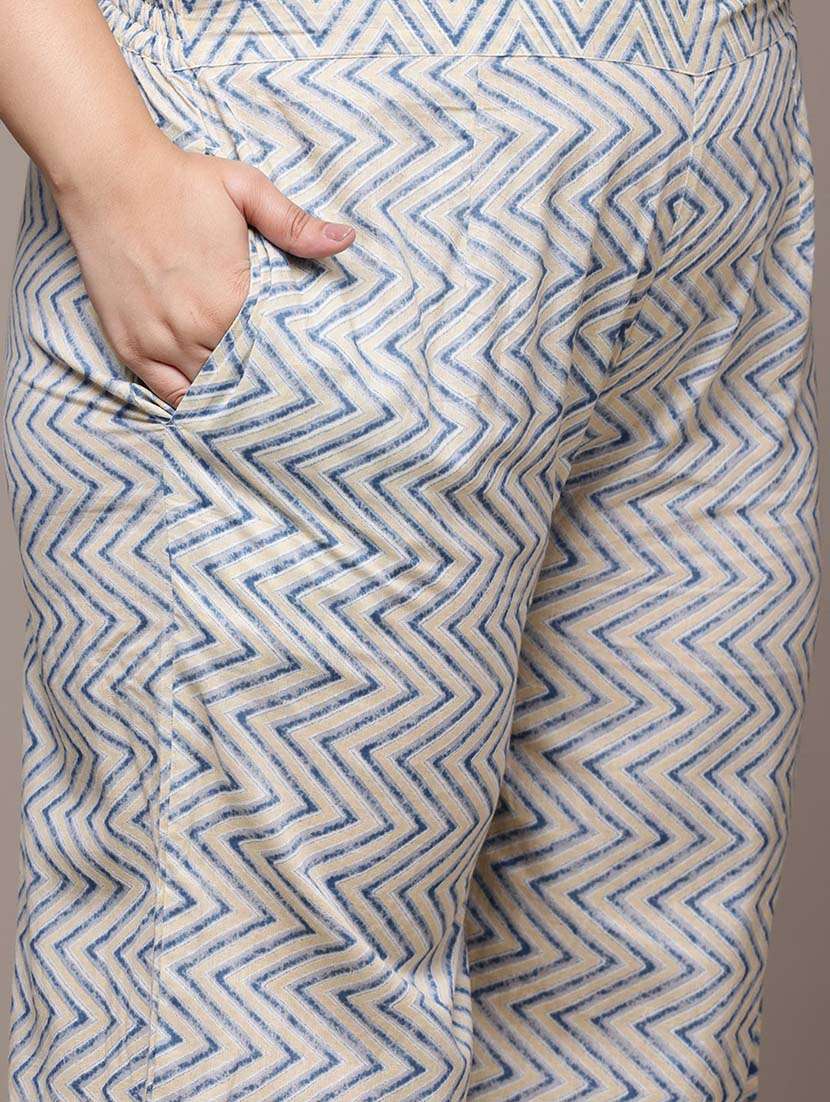 women three quarter sleeve kurta pant with dupatta set - 21648681 -  Standard Image - 5