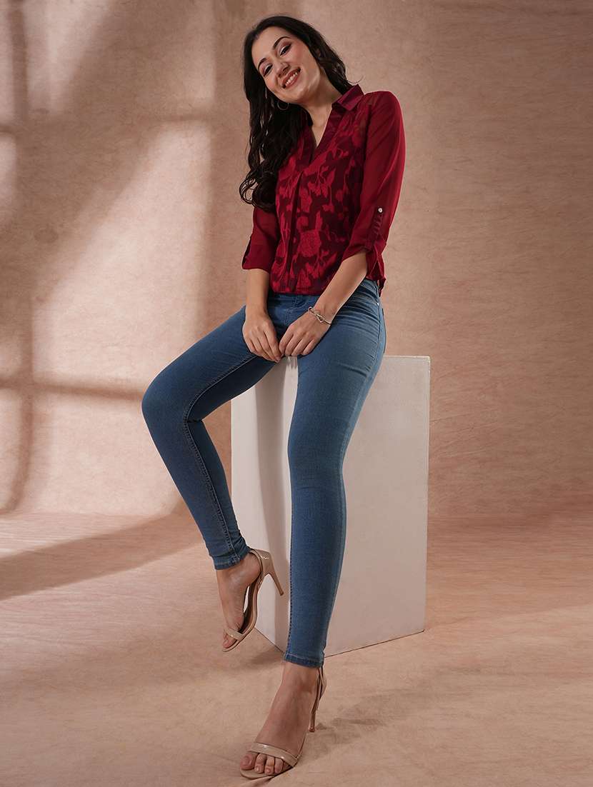 globus women maroon self-design floral print v-neck party wear top - 21648887 -  Standard Image - 3