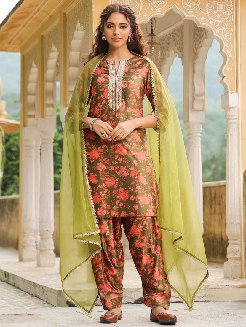 women floral kurta salwar set with dupatta - 21648926 -  Standard Image - 3