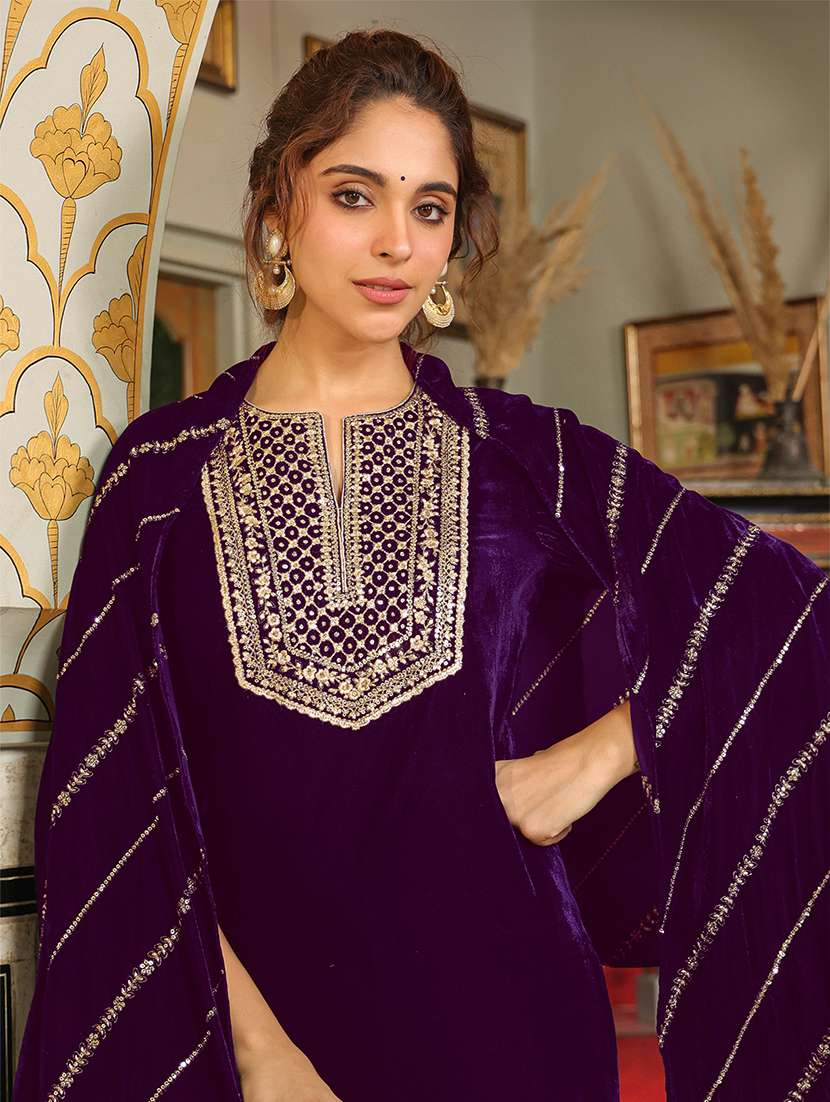 women embroidered kurta pant set with duaptta - 21648930 - Standard Image - 5