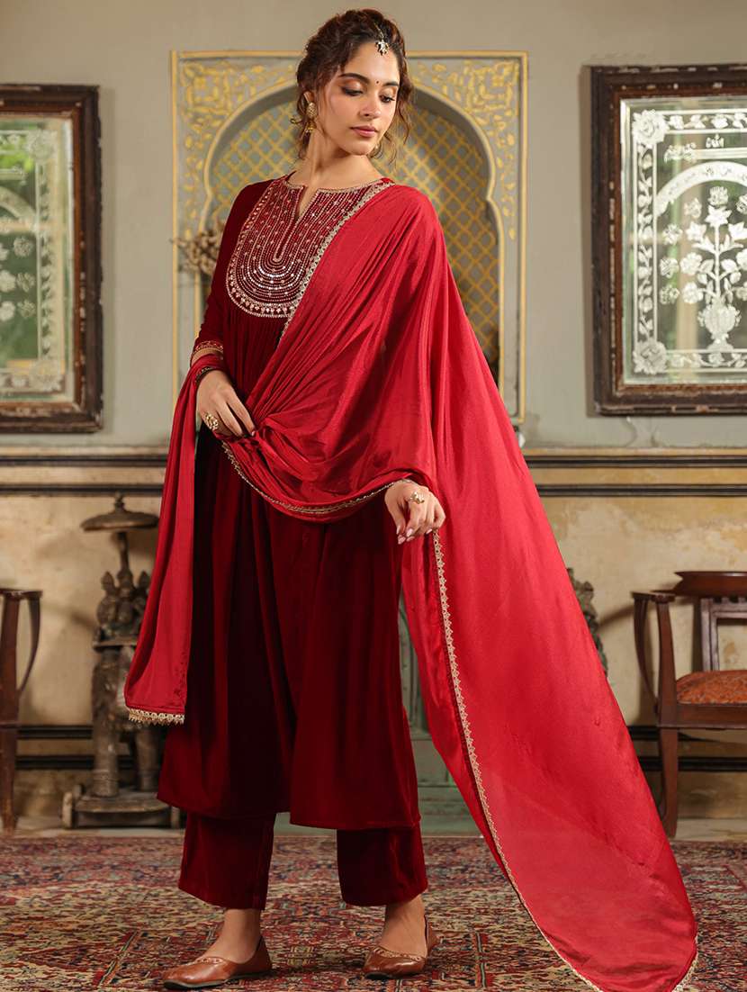women embroidered kurta pant set with duaptta - 21648934 - Standard Image - 3