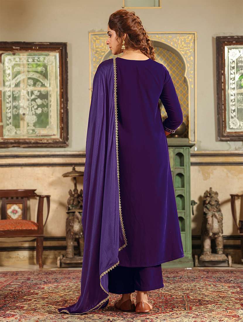 women embroidered kurta pant set with duaptta - 21648935 - Standard Image - 5