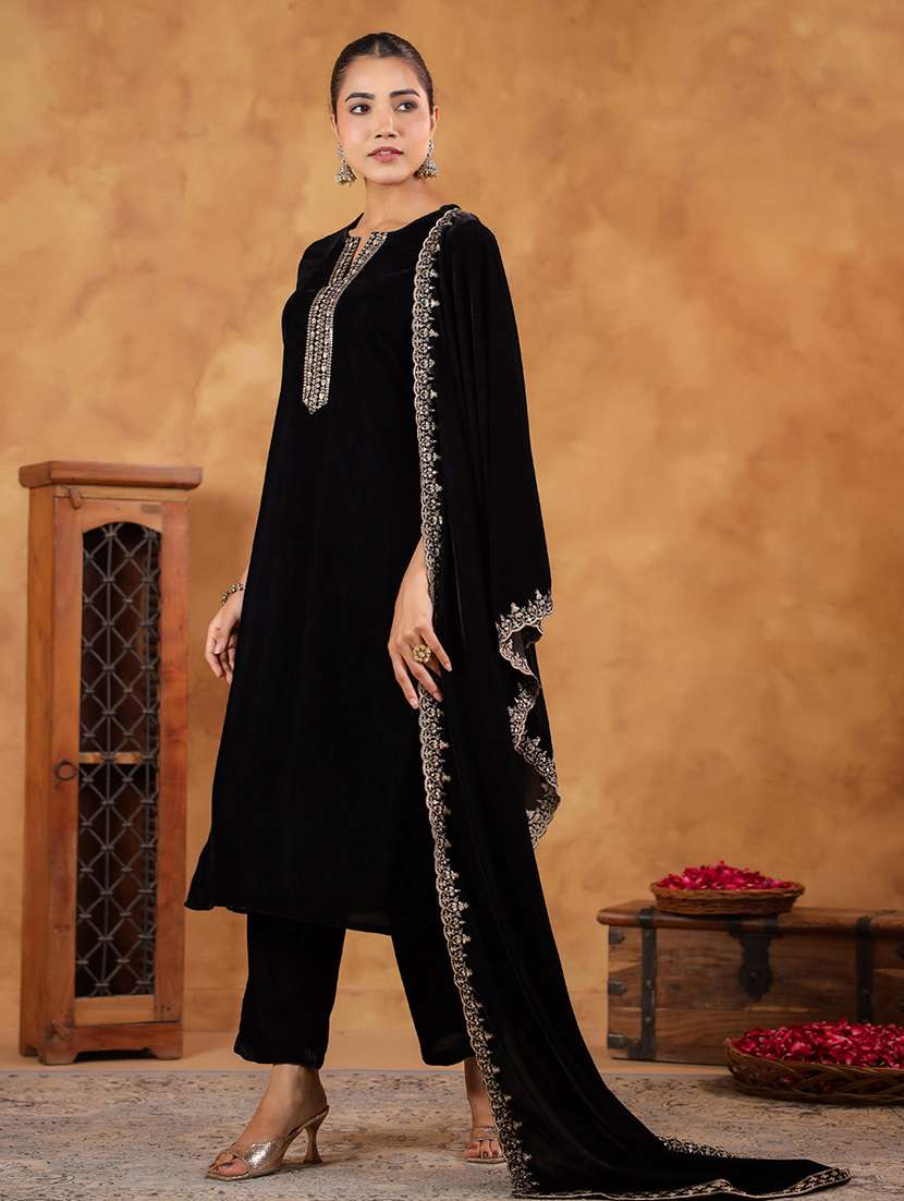 women embroidered kurta pant set with duaptta - 21648938 -  Standard Image - 3