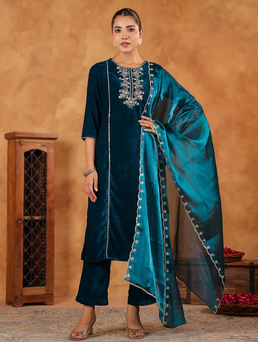 women embroidered kurta pant set with duaptta - 21648946 - Zoom Image - 0