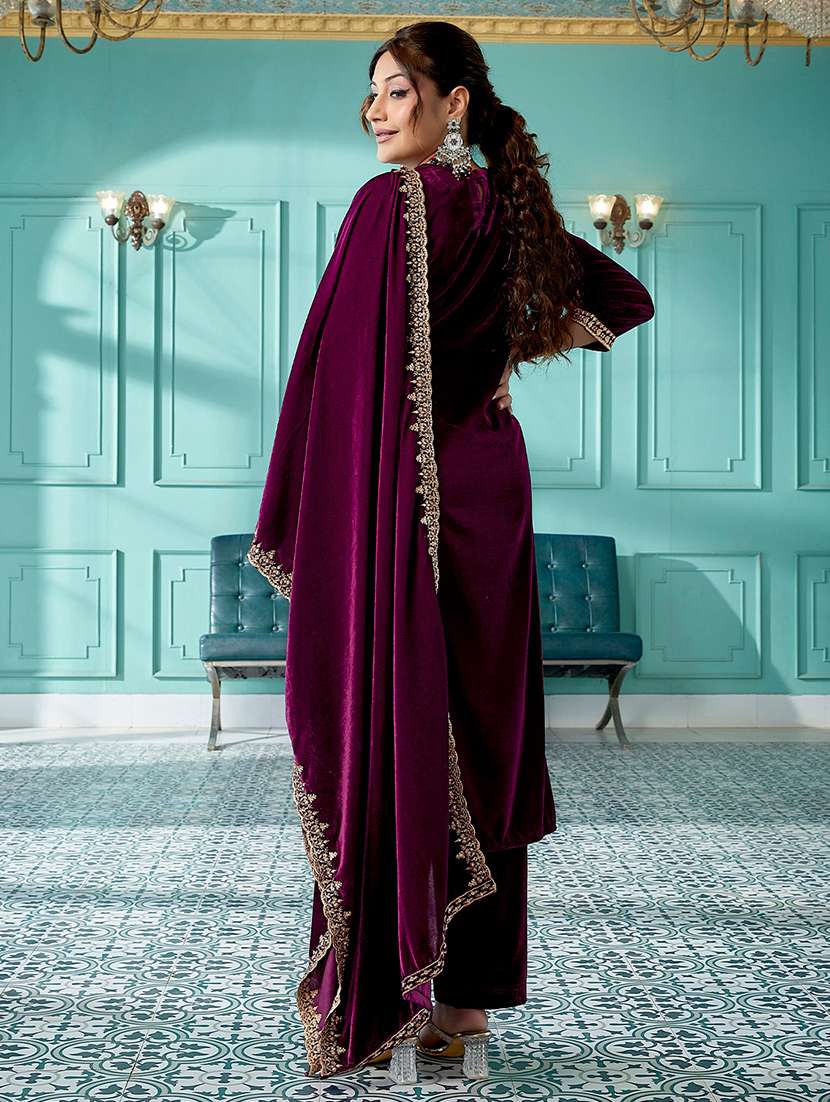 Women Embroidered Kurta Pant Set With Duaptta - 21648949 -  Standard Image - 3