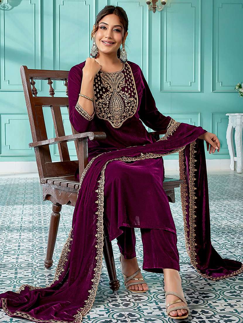 Women Embroidered Kurta Pant Set With Duaptta - 21648949 -  Standard Image - 5