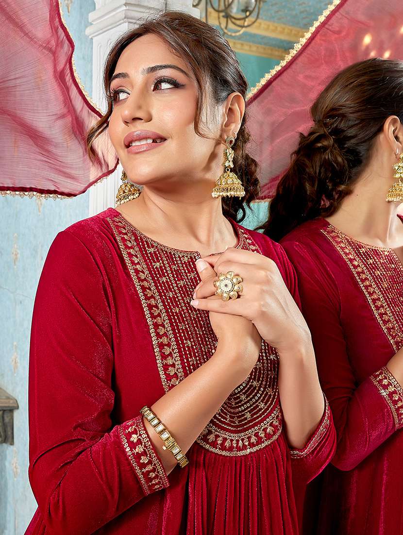 women embroidered kurta pant set with duaptta - 21648953 -  Standard Image - 5