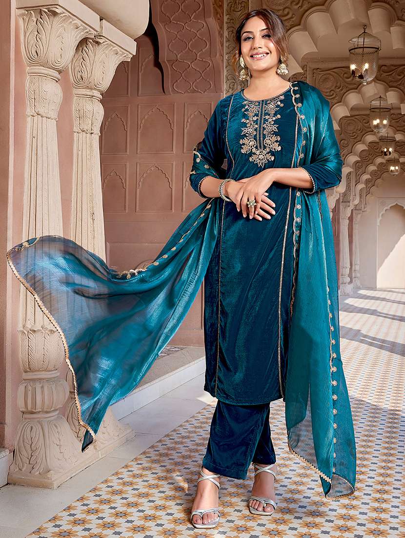 women embroidered kurta pant set with duaptta - 21648958 -  Zoom Image - 0