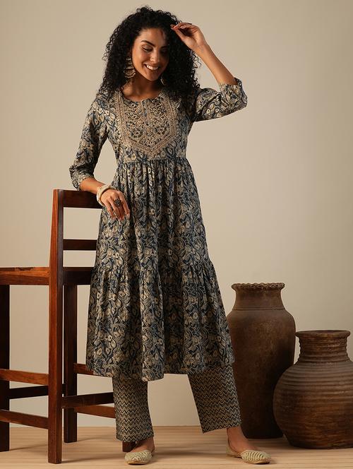 globus women grey embroidered yoke allover floral print tiered a-line kurta with chevron print wide leg pants workwear set - 21649095 -  Standard Image - 0