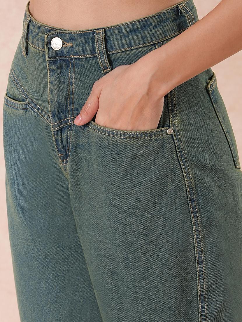 globus women tint wash high-rise clean look barrel fit ankle length jeans - 21649147 - Standard Image - 5