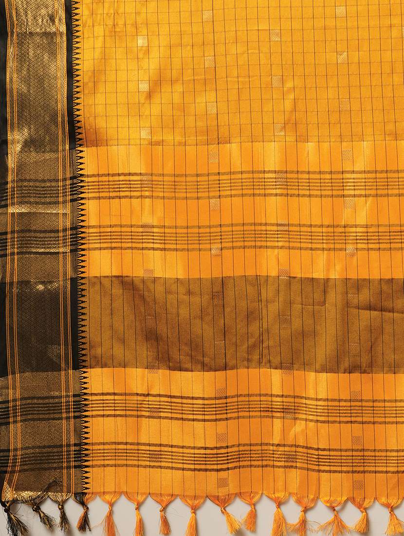 women checkered dharmavaram saree - 21649472 -  Standard Image - 5