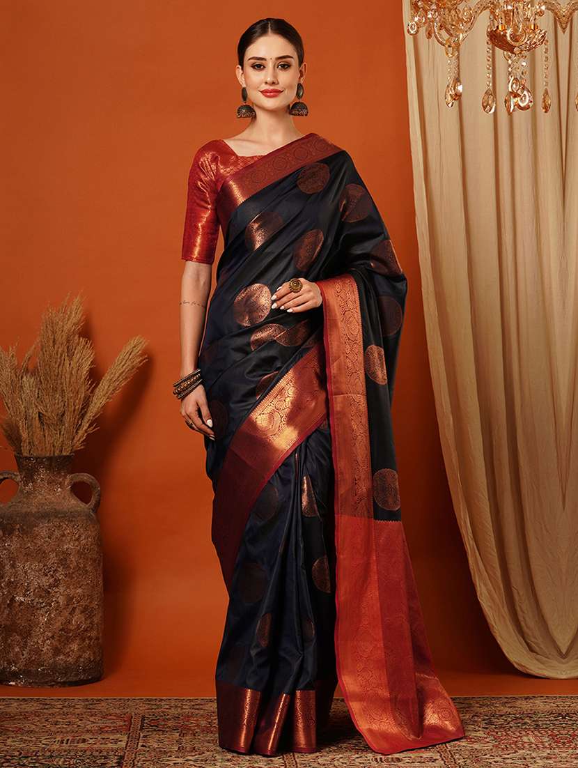 women self design banarasi saree