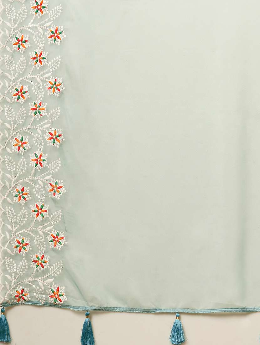 women solid with embroidered bordered saree - 21649494 -  Standard Image - 5