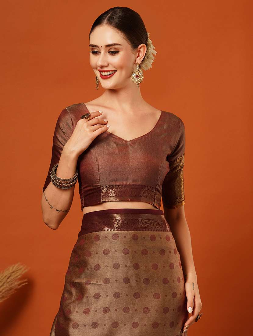 women printed bordered saree - 21649539 -  Standard Image - 3