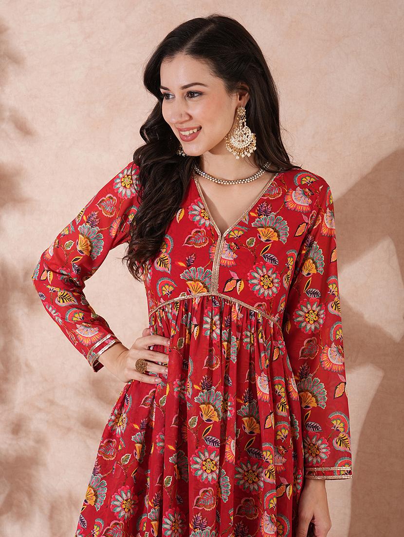 globus women maroon allover floral print v-neck alia cut tunic with partial elasticated gharara co-ord set - 21649572 - Standard Image - 3