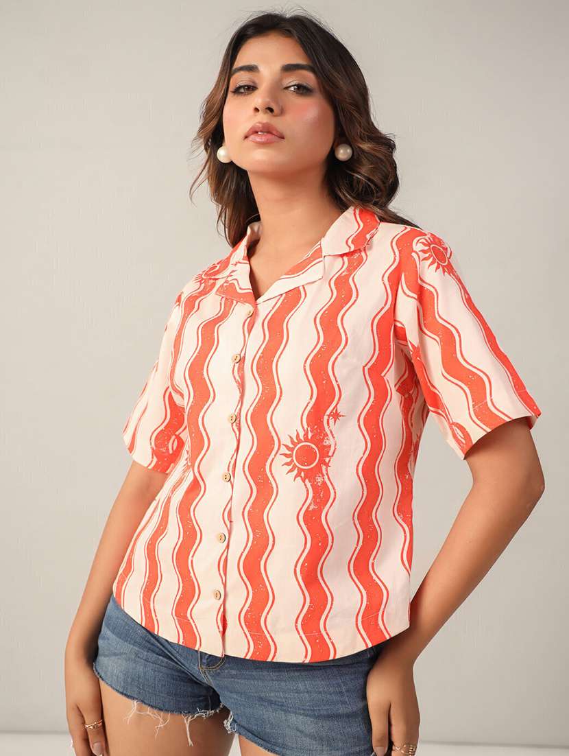 women printed collared short sleeves shirt