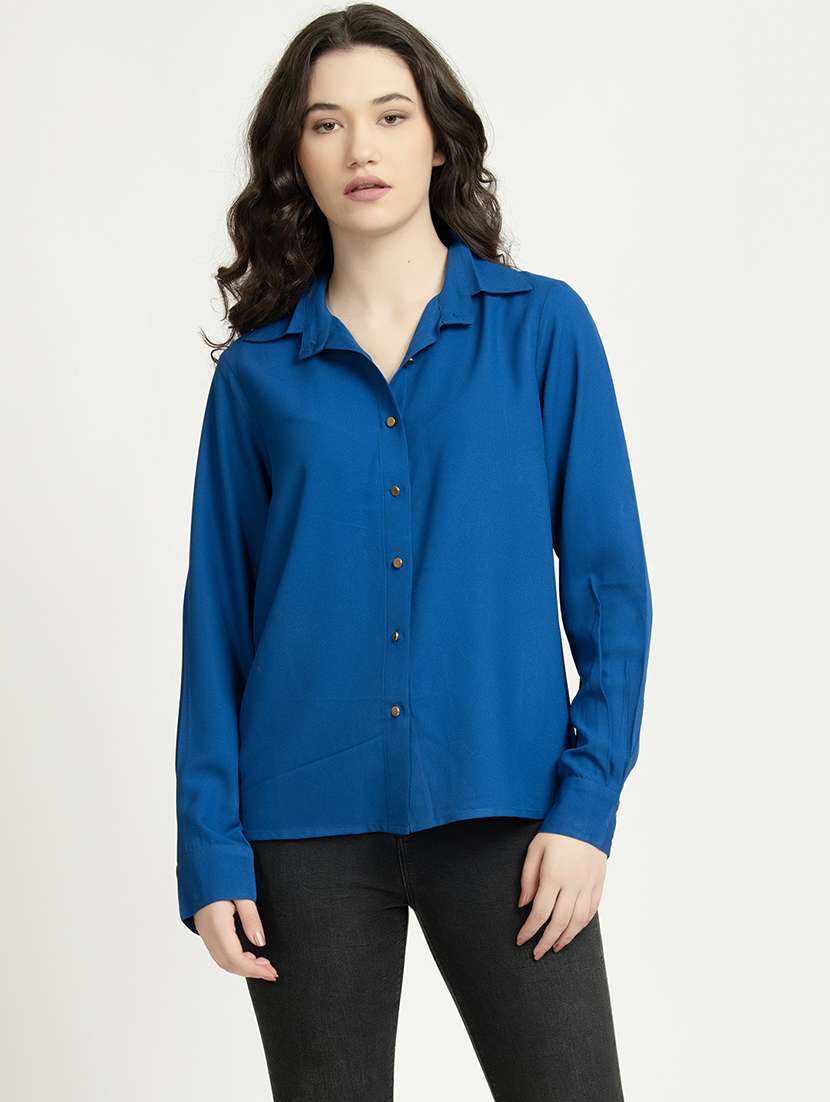 women solid collared long sleeves shirt