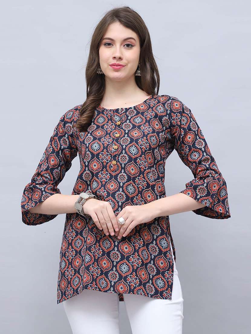 women printed three quarter sleeve tunic