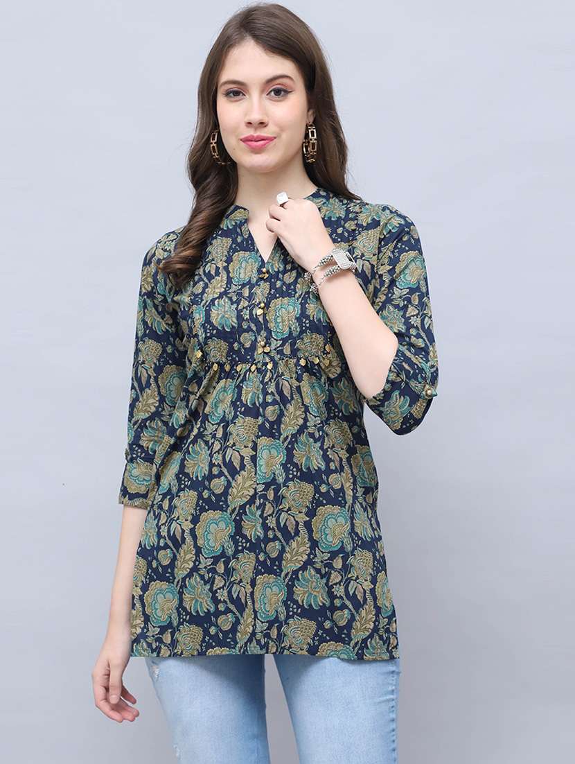women printed three quarter sleeve tunic
