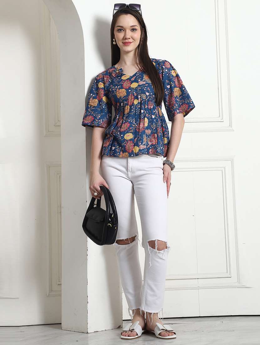 women floral print v-neck top - 21650560 - Standard Image - 3