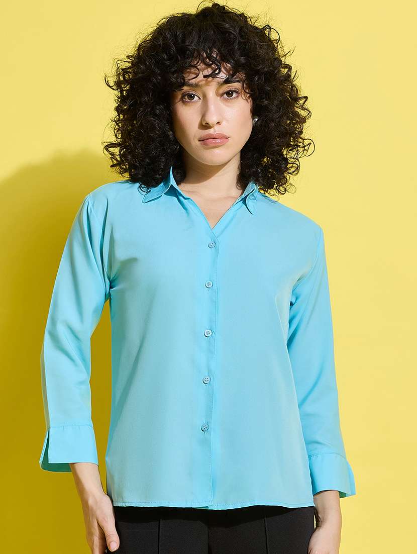 women solid collared long sleeves shirt