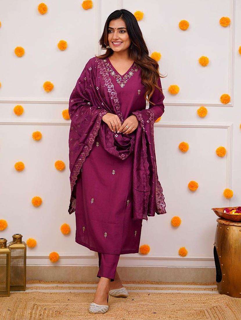 women embroidered kurta pant set with duaptta - 21650951 -  Standard Image - 3