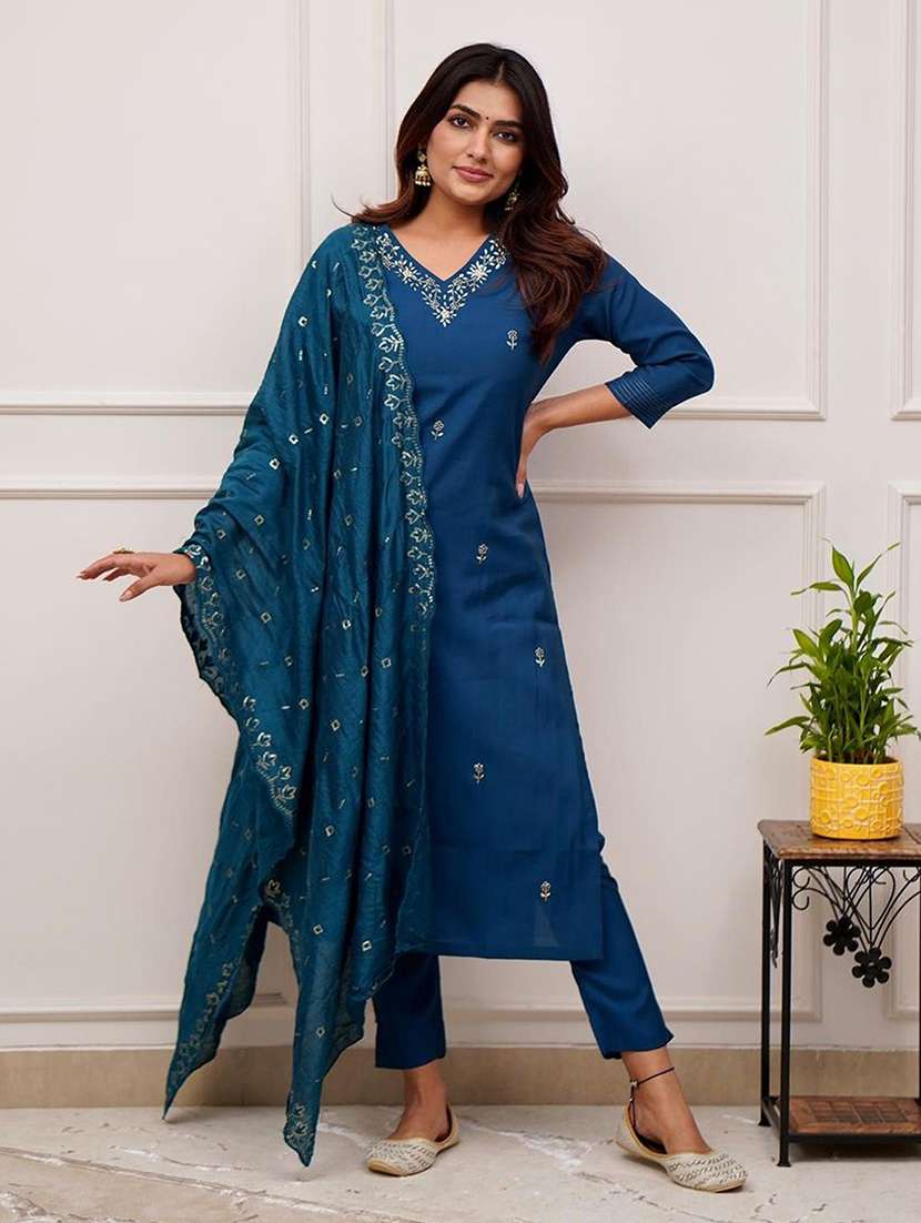 women embroidered kurta pant set with duaptta