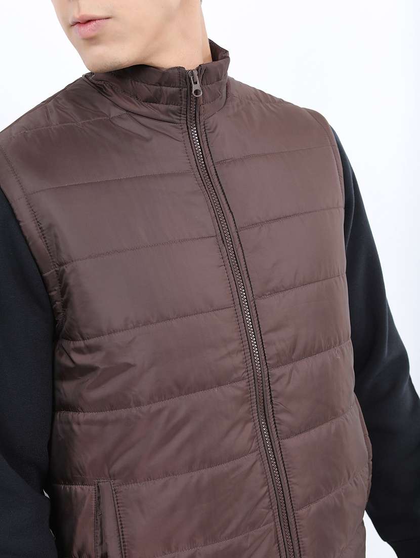 men solid sleeveless quilted jacket - 21651051 -  Standard Image - 3