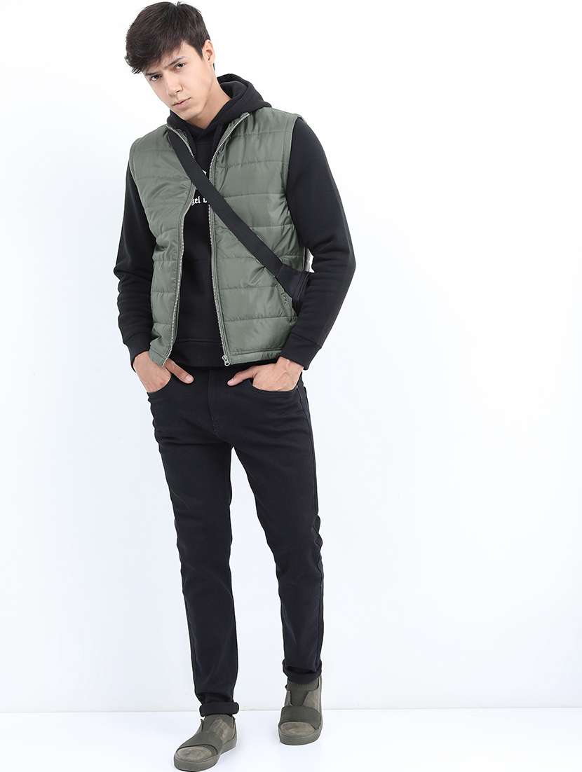 men solid sleeveless quilted jacket - 21651054 - Standard Image - 3
