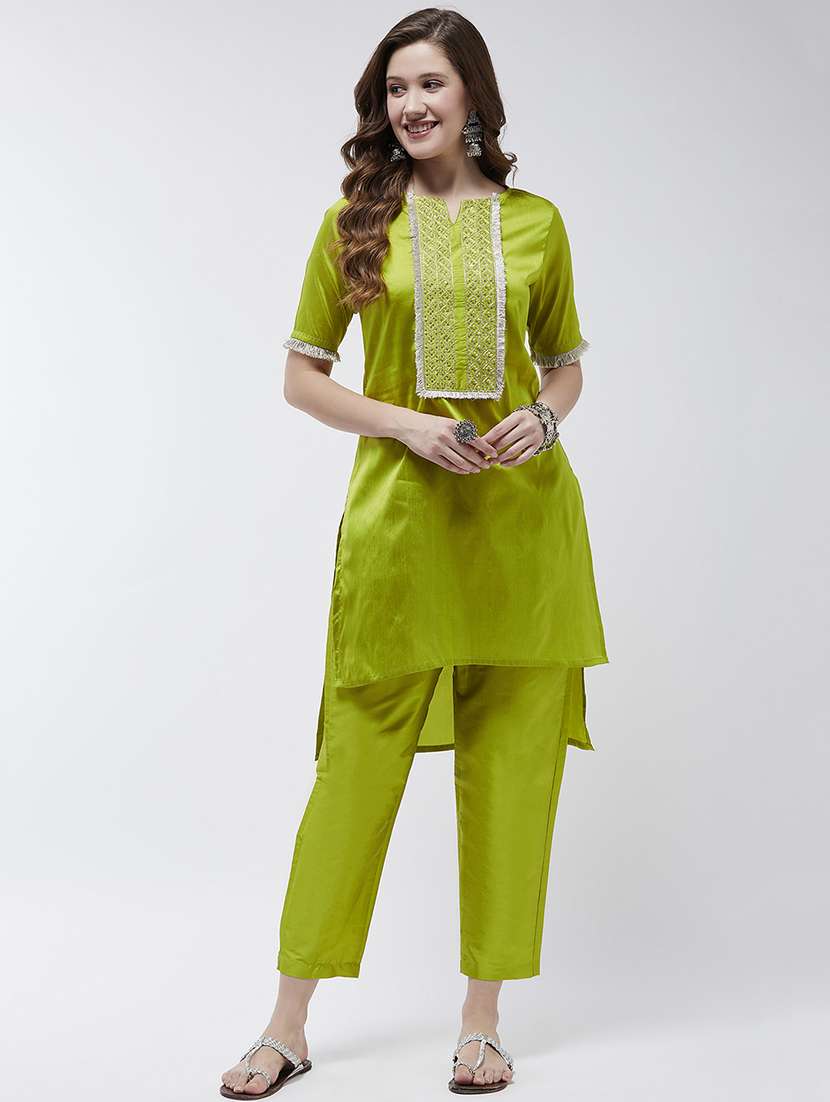 women solid with work kurta pant set
