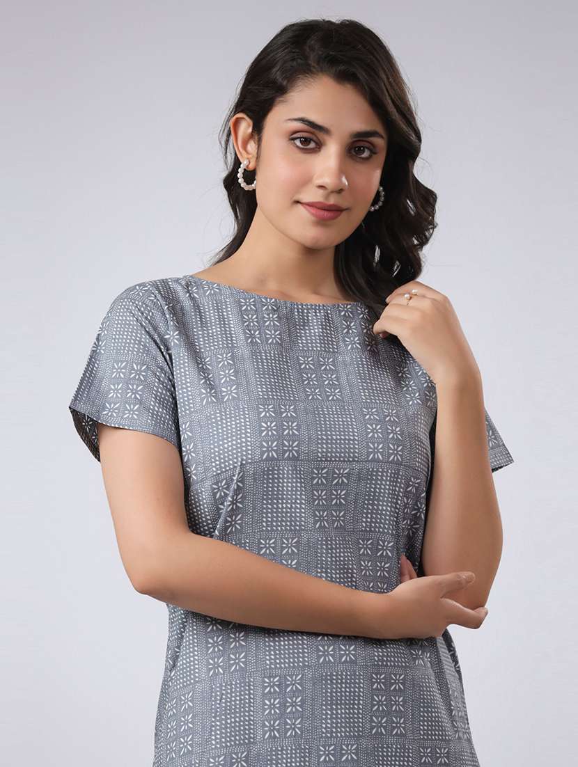 women printed short sleeves a-line dress - 21651943 -  Standard Image - 3