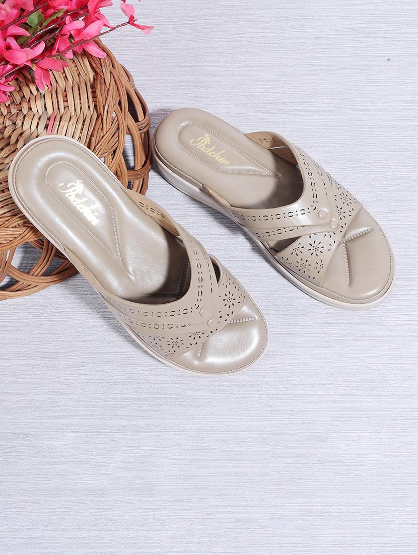 women cut work platform wedge - 21652914 - Zoom Image - 0