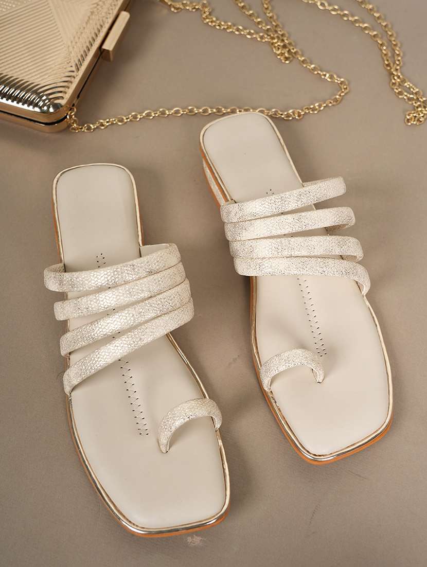 women embellished toe separator sandals - 21653531 - Zoom Image - 0
