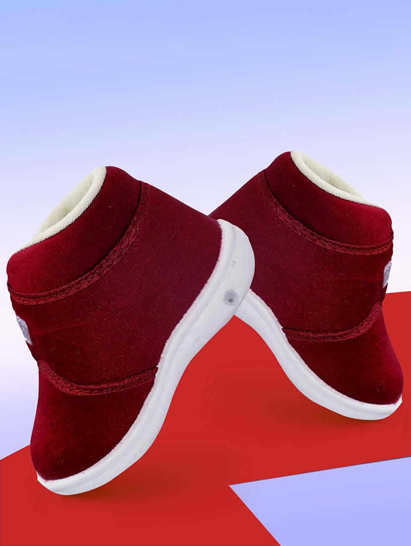 unisex solid slip on velcro shoes - 21660125 - Zoom Image - 0