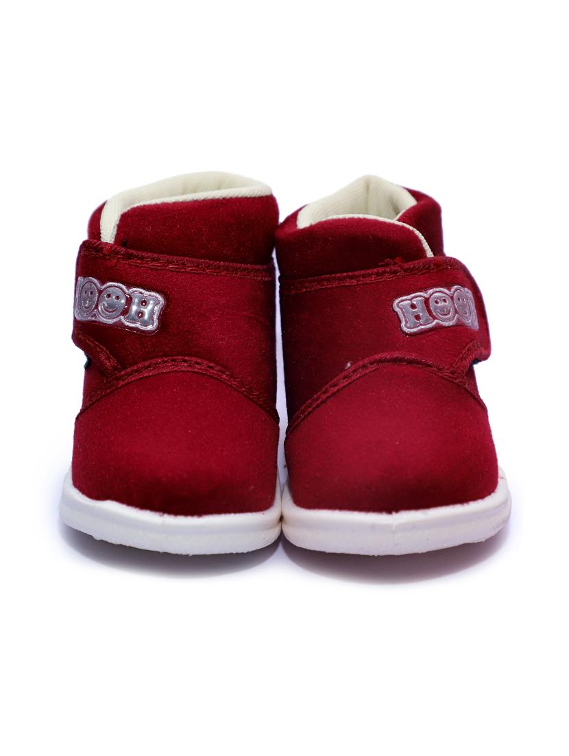 unisex solid slip on velcro shoes - 21660125 - Standard Image - 3
