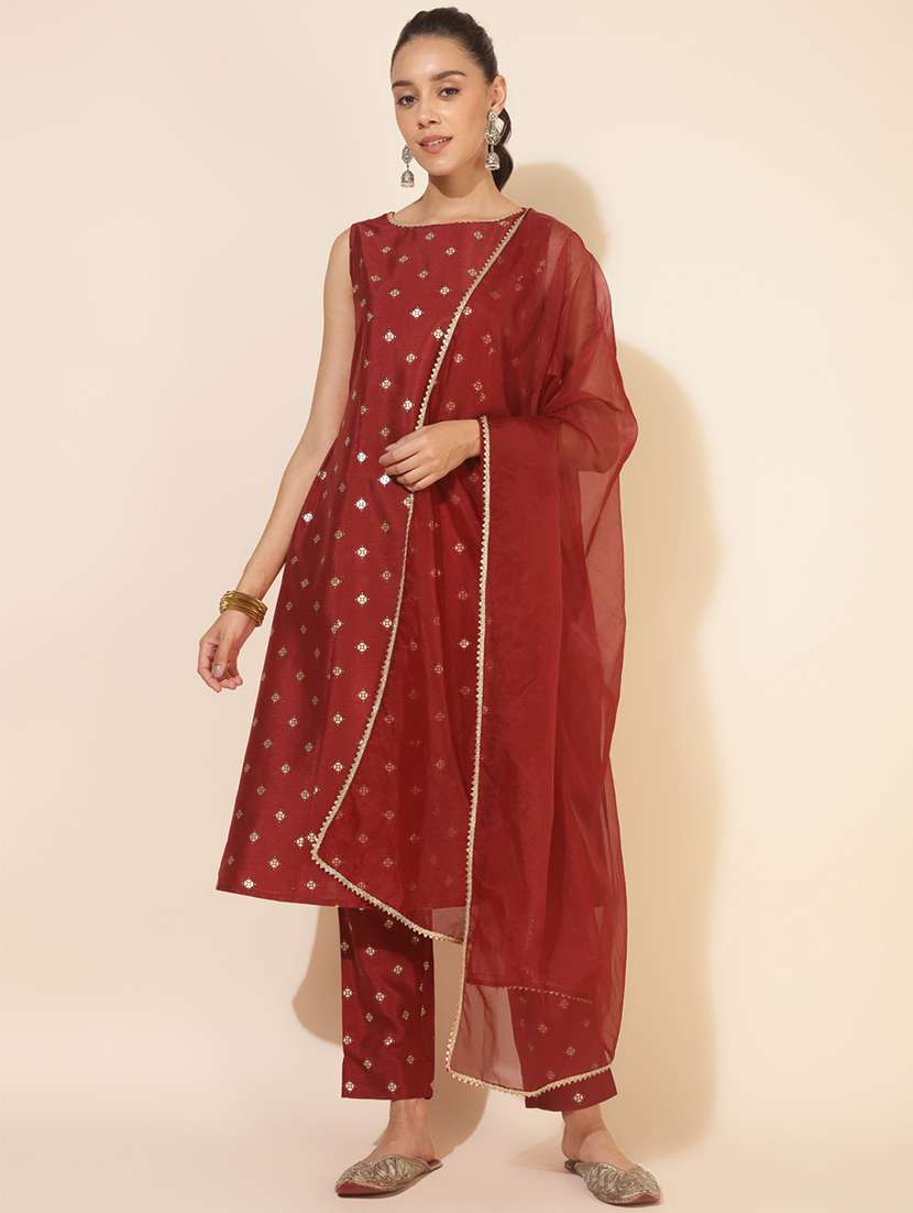 women maroon foil printed sleeveless kurta pant with dupatta set