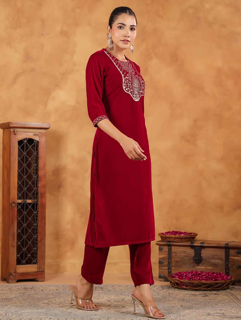 women red three quarter sleeve kurta pant set - 21660743 -  Standard Image - 3