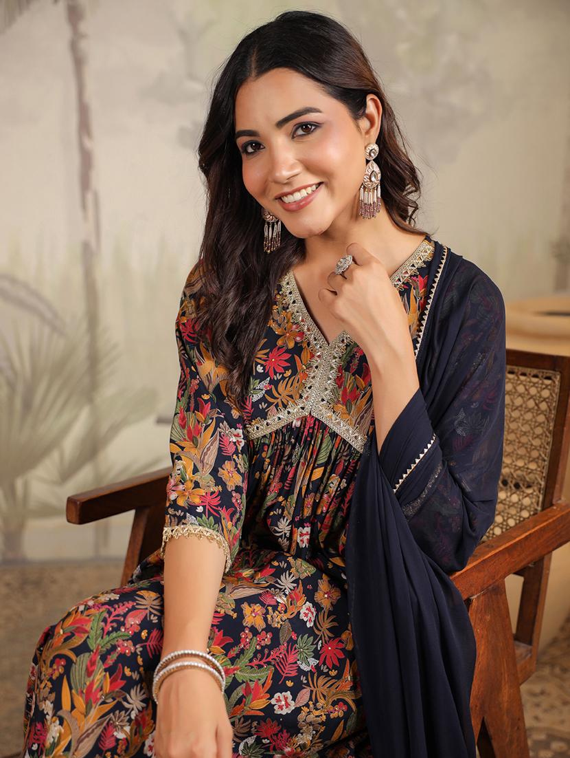 women embroidered three quarter sleeve suit set - 21660753 - Standard Image - 5