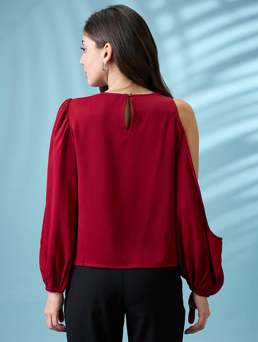 globus women maroon cowl neck cold shoulder bishop sleeves solid pleat detail party top - 21660775 - Standard Image - 3