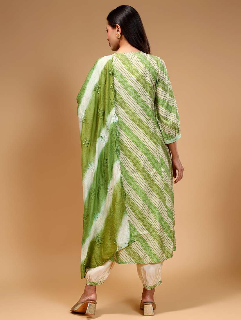 women green printed kurta salwar set with dupatta - 21661041 -  Standard Image - 3