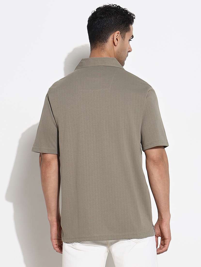 men textured short sleeves loose fit shirt - 21661416 -  Standard Image - 3