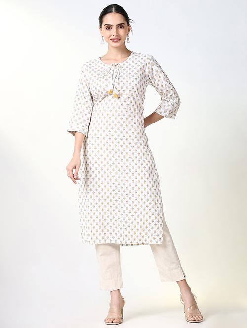 women there quarter sleeve staright kurta - 21661544 -  Standard Image - 0