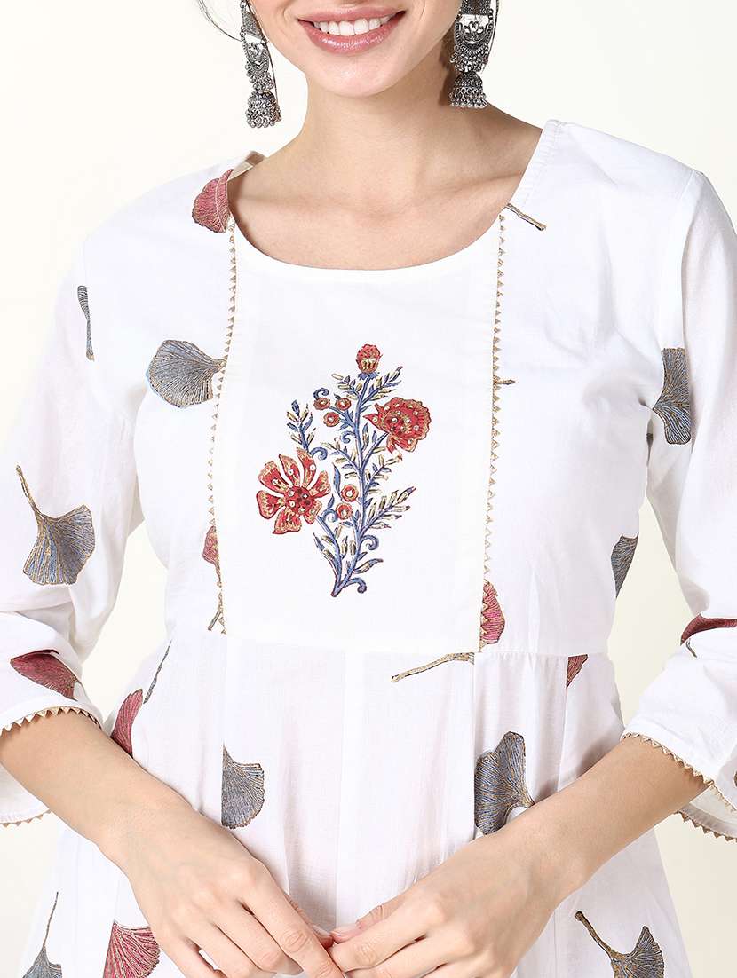 women floral printed kurta pant set with dupatta - 21661569 -  Standard Image - 5