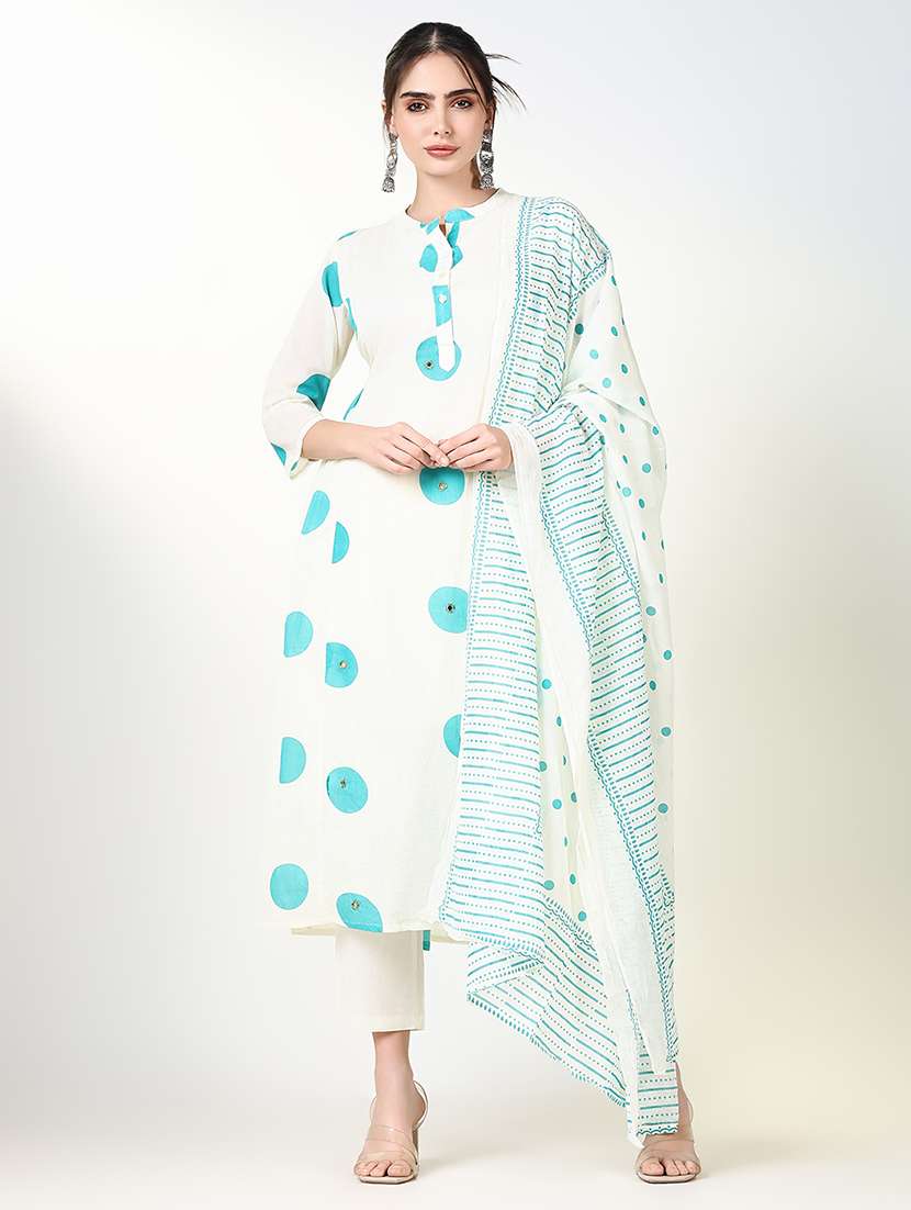 women poka dots three quarter sleeve kurta pant with dupatta set