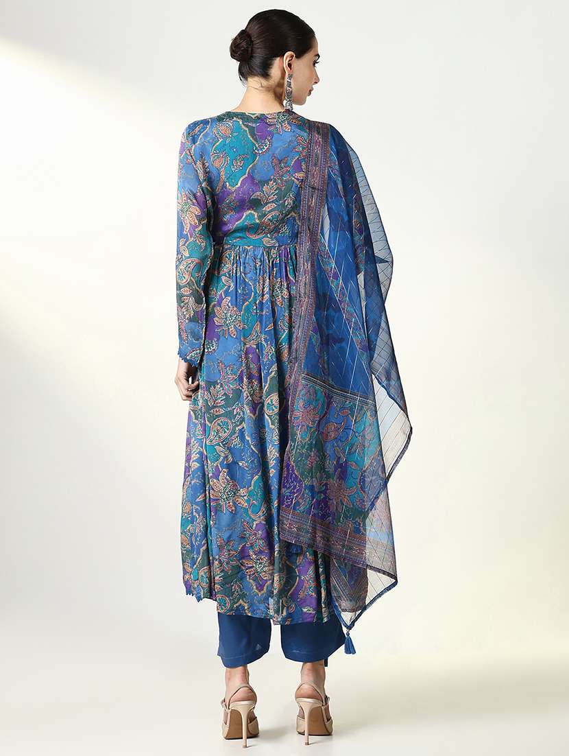 women floral kurta pant set with dupatta - 21661587 -  Standard Image - 3